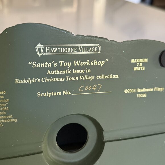 Hawthorne Village - "Santa’s Toy Workshop" Piece - Picture 5 of 10